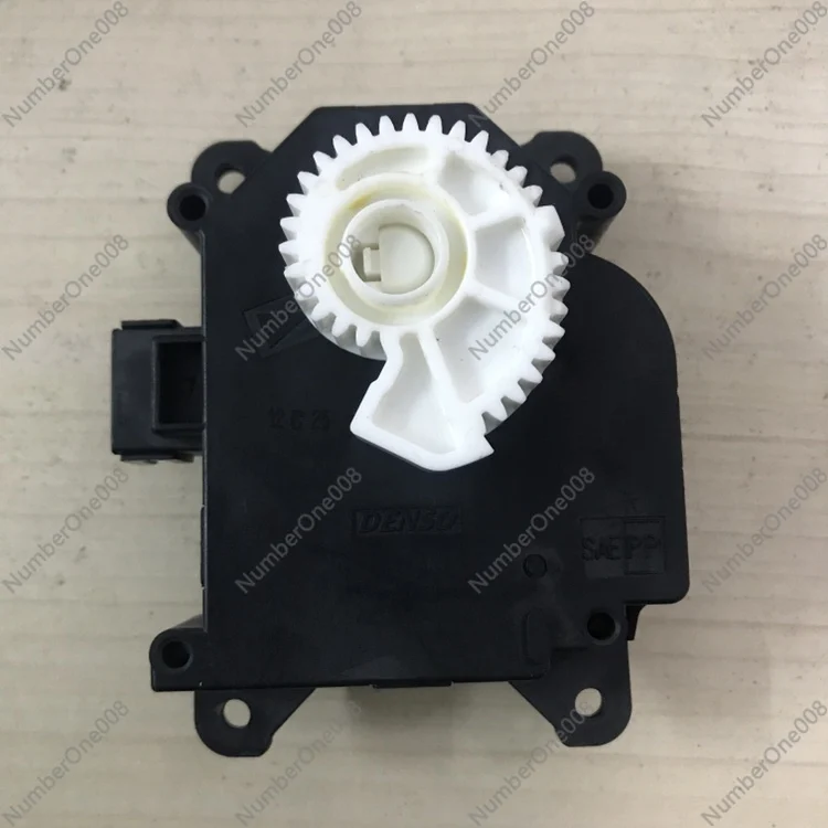 

Suitable for Lexus ES240/250/300/350 air conditioner cooling and heating conversion servo motor air duct