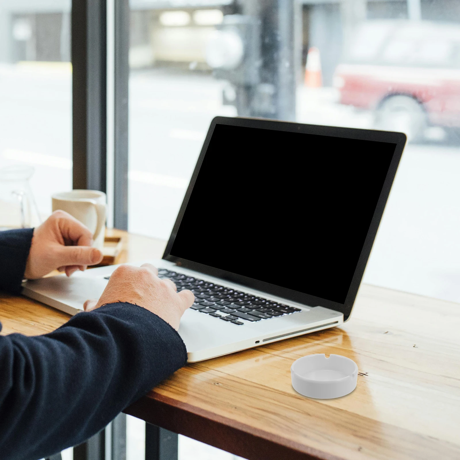 

2pcs Round Ashtray Break-Resistant Lightweight Modern Design Easy Clean For Home Office Hotel Indoor Tabletop Cigarette Ash