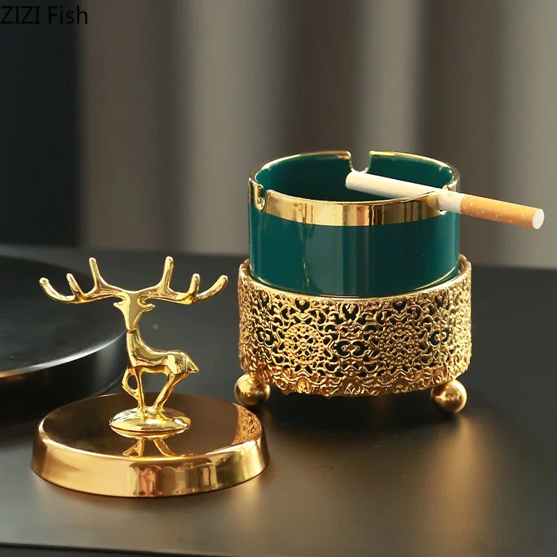 Luxury Deer Golden Hollow Lace Ashtray with Lid Decoration Living Room Elk Gold Frame Emerald Ceramic Ashtray Gift for Boyfriend