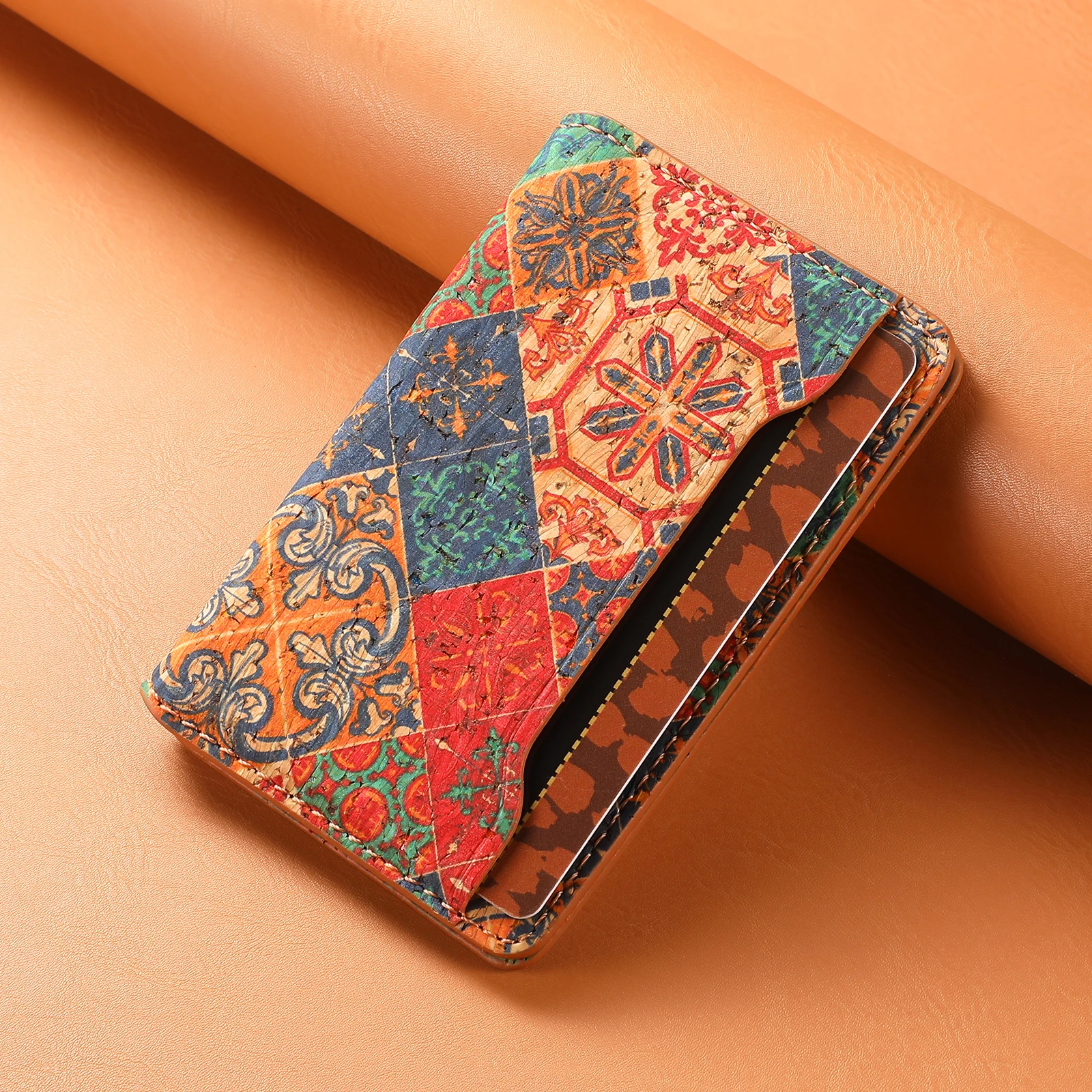 Denior Flower Totem Kreditkartenetui aus Korkmaterial (3 Kartenfächer) Multifunktionales Ausweisetui Kartenhalter
