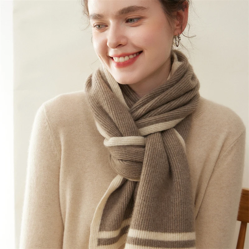 100% Pure Goat Cashmere Scarf For Women Autumn Winter Knitted Short Korean Version Warm And Color Blocked Neck Protection Scarf.