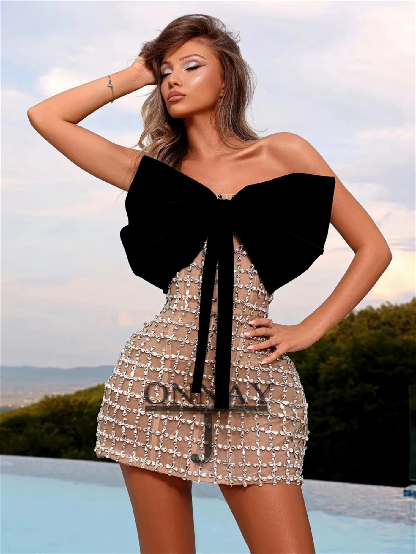 فساتين حفلات العودة للوطن مخصصة بفيونكة سباركلي مرصعة بأحجار الراين بدون حمالات لحفلات الكوكتيل وحفلات التخرج للنساء فيستدوس دي نوش