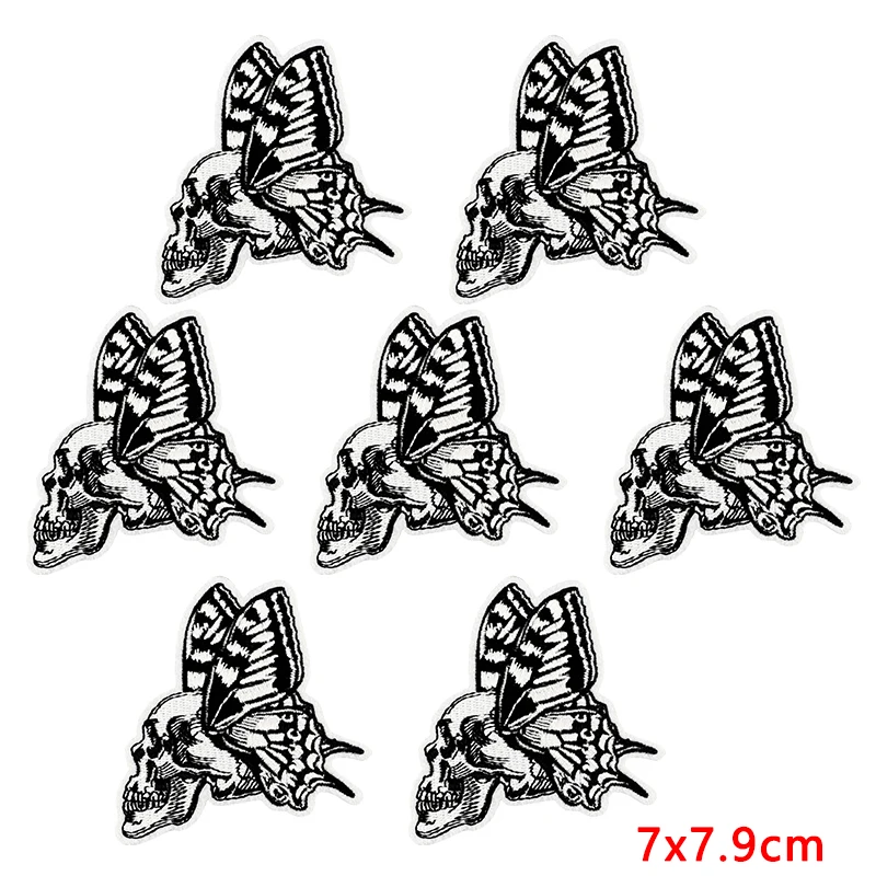 10 pcs/lot Wholesale Black White Skull Patch Iron On Patches On Clothes Punk Style Embroidered Patches For Clothing Stickers DIY