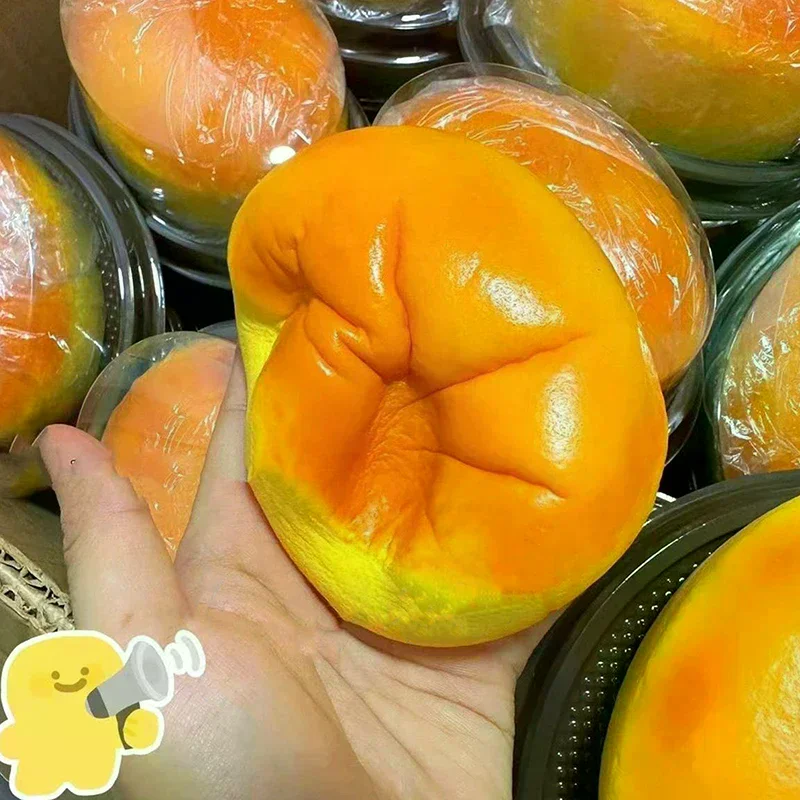 Creative Simulated Steamed Cake Slow Rebound Pinch Decompression Vent Toy Squish Slow Rising Relief Stress Toy for Children Gift