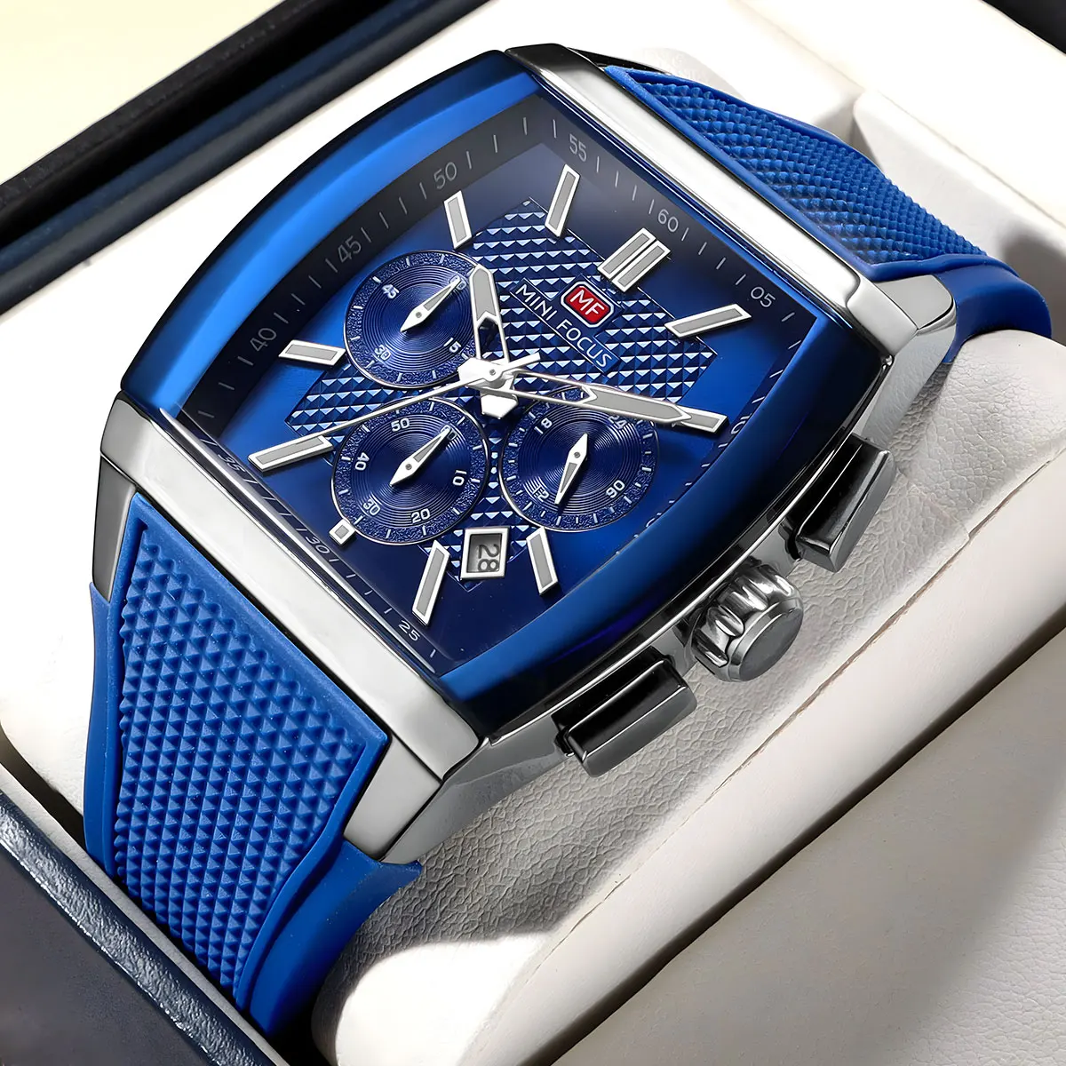 MINI FOCUS Sports Quartz Watch for Men Fashion Waterproof Chronograph Wristwatch with Silicone Strap Luminous Hands Calendar