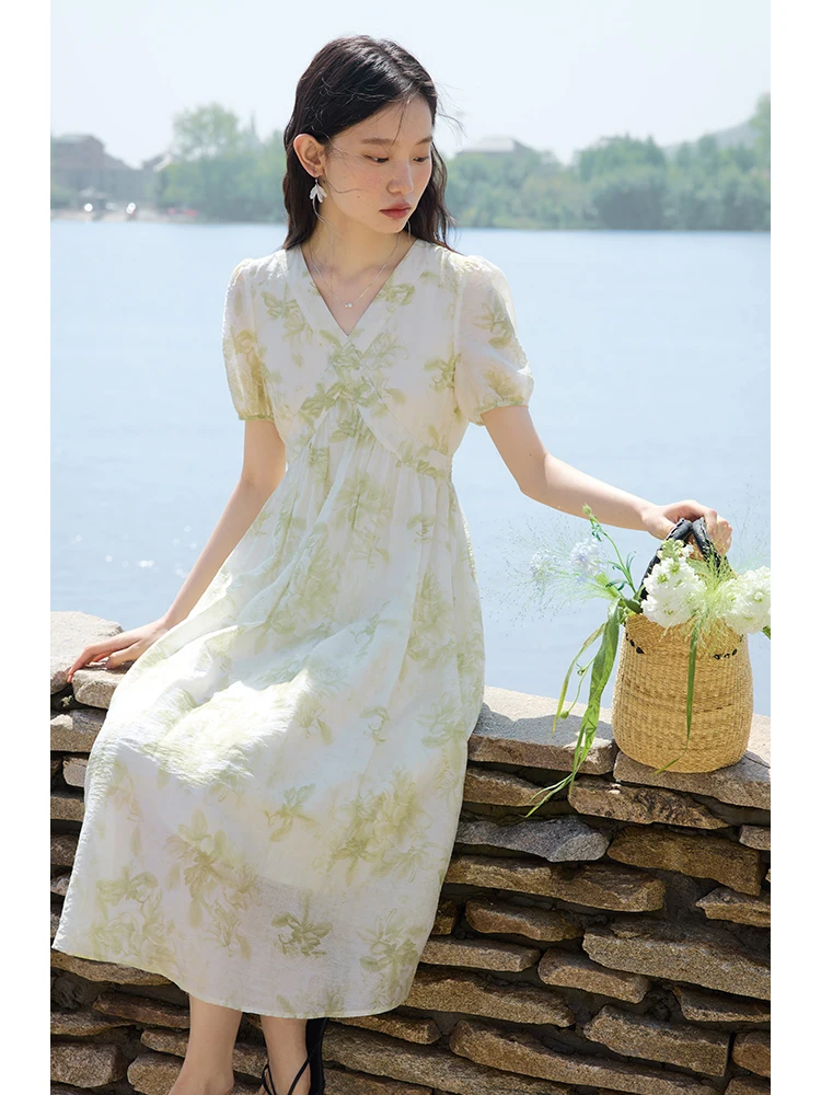 ZIQIAO Petite French Tea Break Floral Dress for Women's Summer 2024 New Belly Covering and Waist Cinching A-line Dress