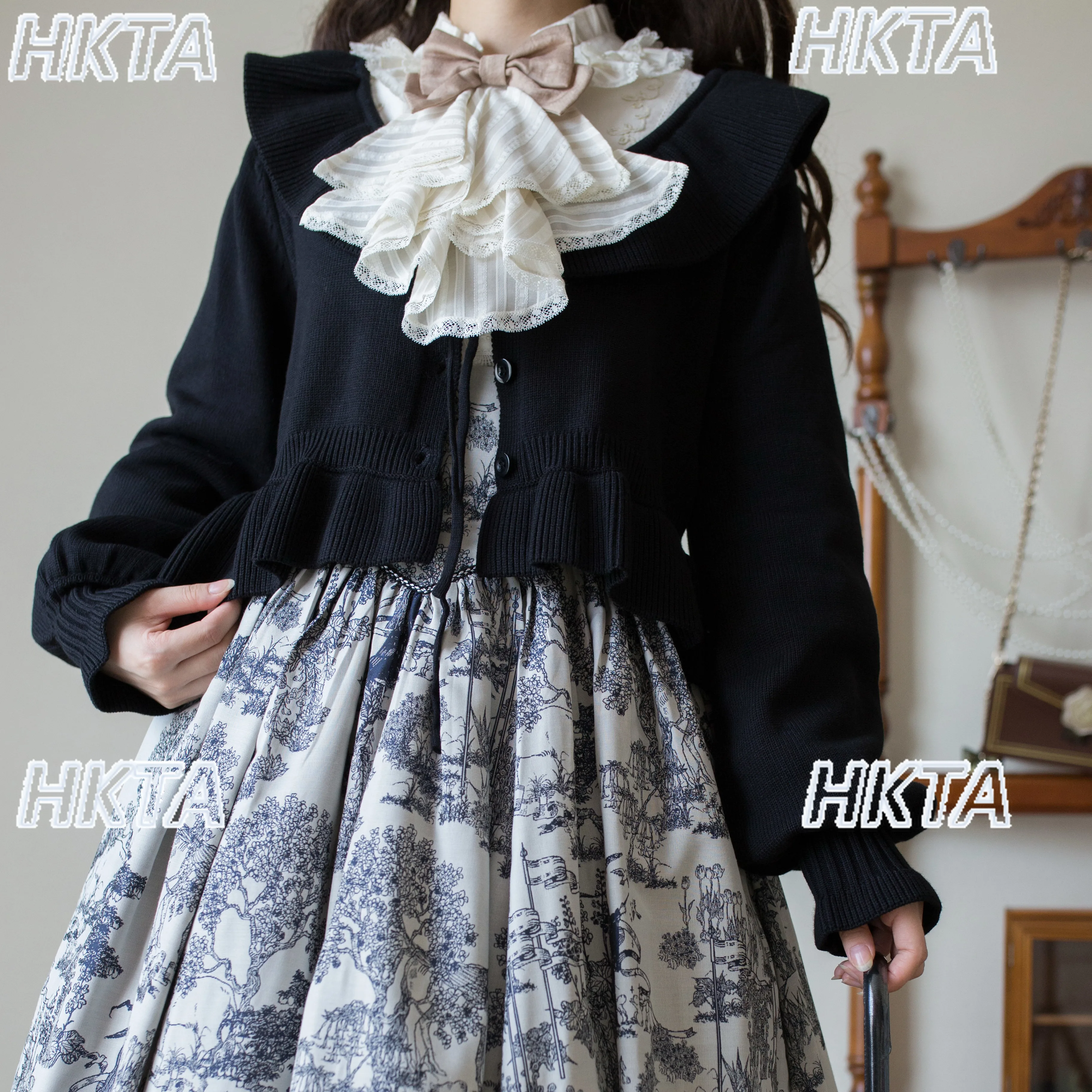 

Осень-зима 2022, новый короткий свитер в стиле Лолиты, кардиган, пальто, модный вязаный мягкий свитер в стиле ретро для девочек, милый свитер с длинными рукавами, верхняя одежда