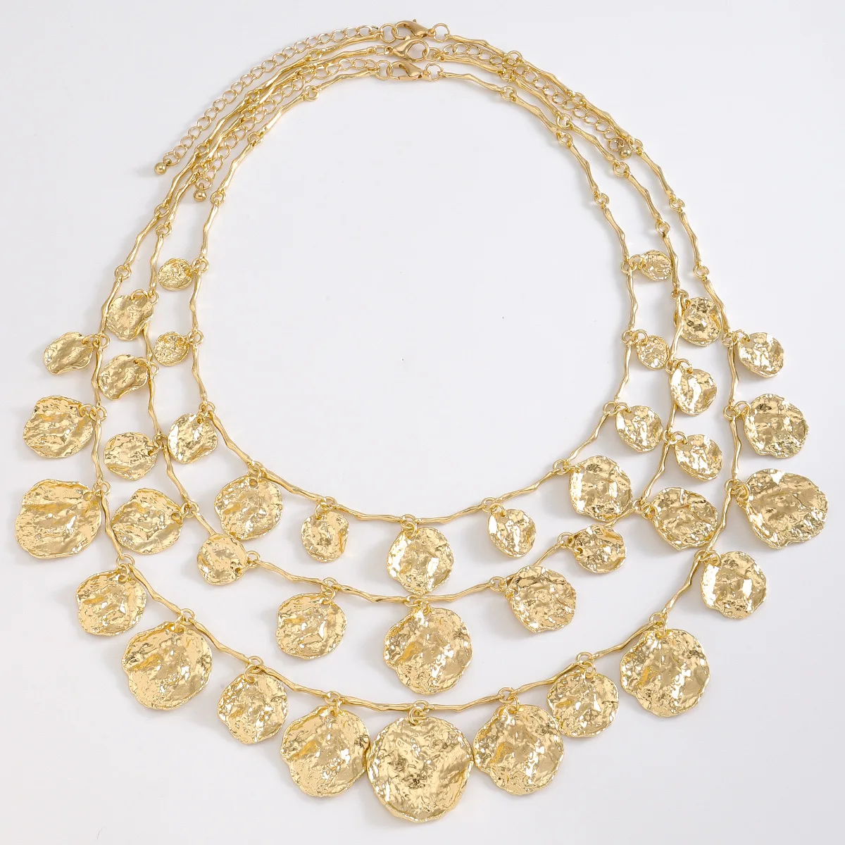 New Cool Gold Color Irregular Round Metal Pendant Long Leaf Tassel Necklace Choker for Women Trend Party Alloy Jewelry Set Gift