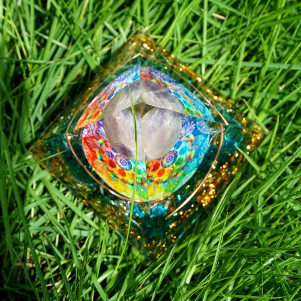 Crystal Orgone Pyramid Ogan Crystal Energy Tower Nature Reiki Chakra Crushed Stone for Health Lucky Success Home Decor Gift