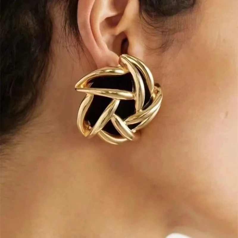 2025 Hot Sale Charms French Retro Light Luxury Fashion Round Whirl Flocking Flower Earrings Personality Temperament Female cute
