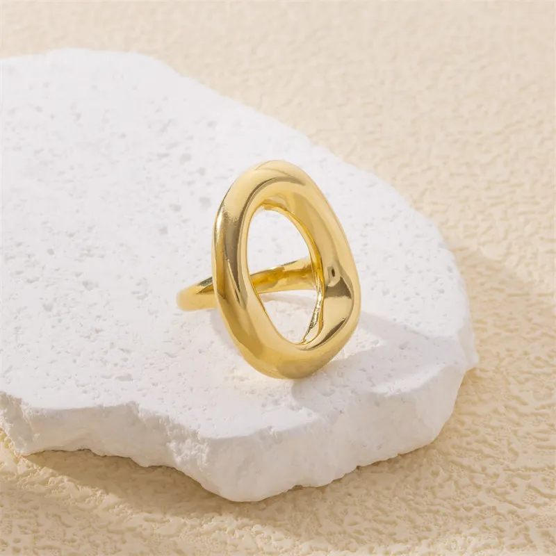 Stainless Steel Chunky Rings For Women Gold Color Waterproof Women\'s Hyperbole Large Ring Simple Geometric Aesthetic Female Ring