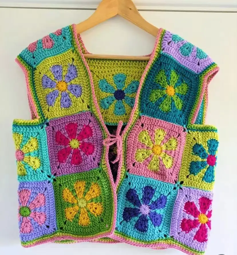Cotton thread, water shield, handmade crochet, knitted vest, women's vest, base, commuting weaving, fashion heavy industry