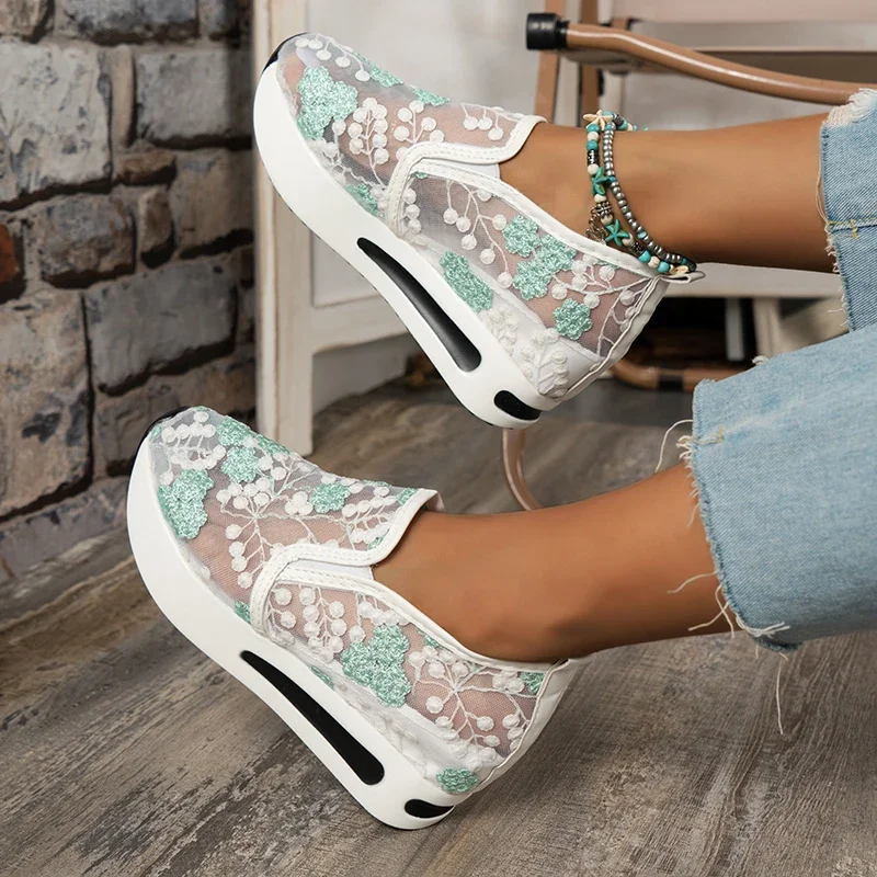 Women Causal Sandals New Summer Fashion Platform Walking Designer Shoes Mesh Breathable Ladies Lace Up Sports Sandals for Women