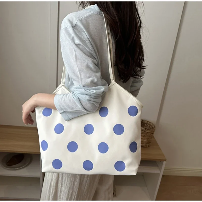 Koreanische Schultertasche mit Polka-Dot-Muster, Vintage-Kunsthandwerkliche Canvas-Tragetasche für Damen, lässige Alltagstasche mit Henkel. – Detail 5