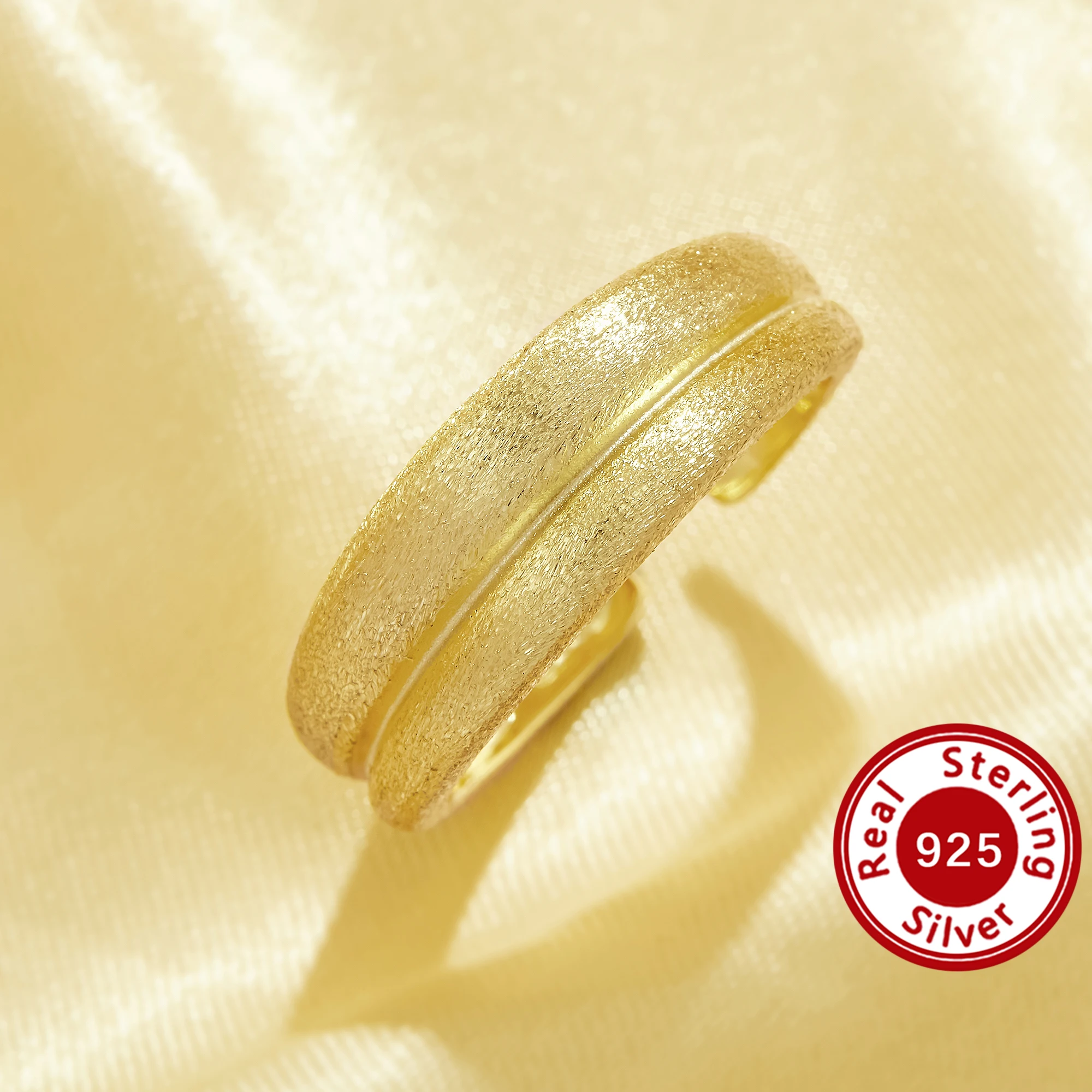 Minimalist Thick Ri…