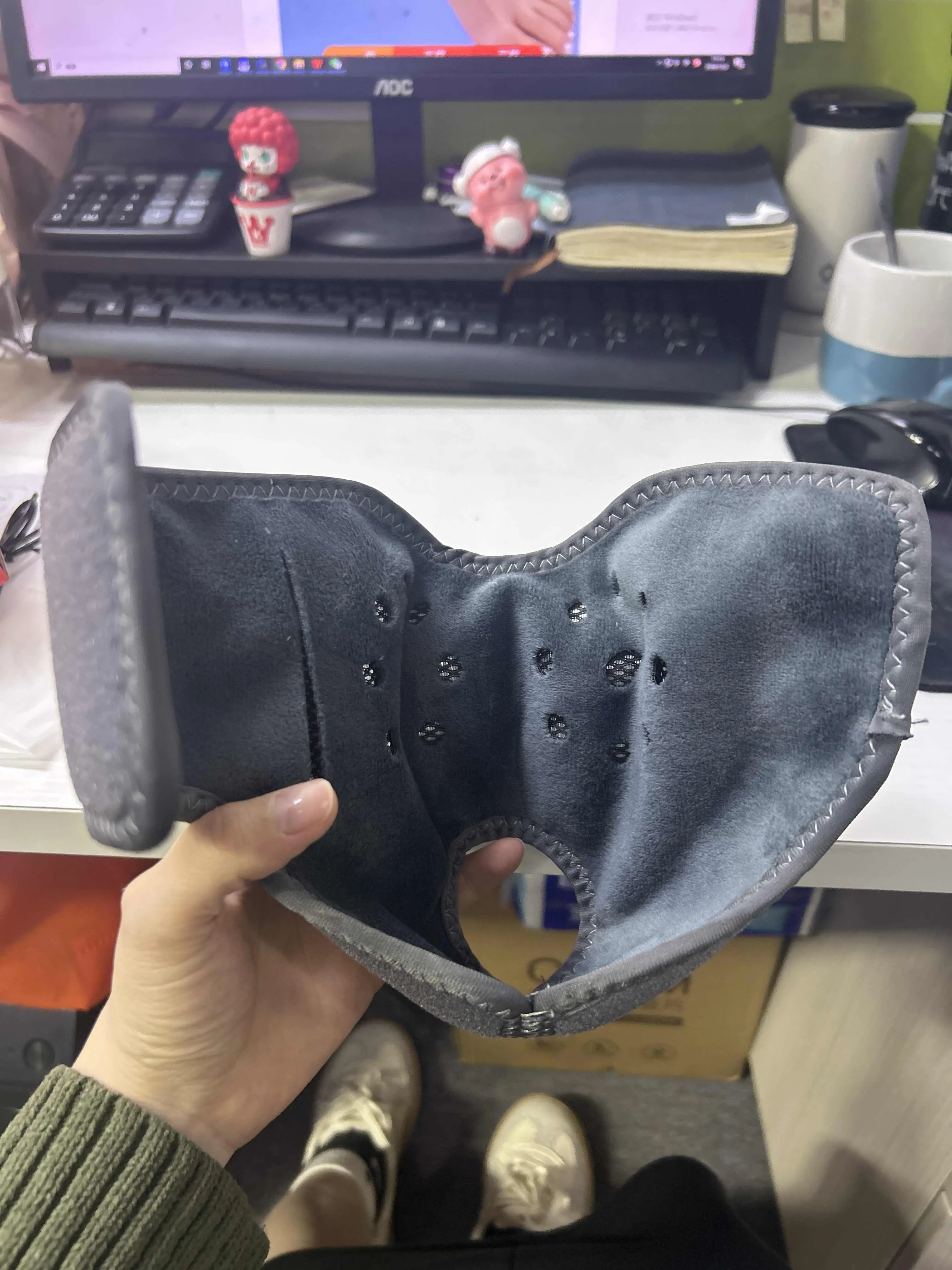 

Electric Foot Heat Massager Hot Compresses Vibration Massager Breathable Material Foot and Ankle Joint Hot Compress Protection