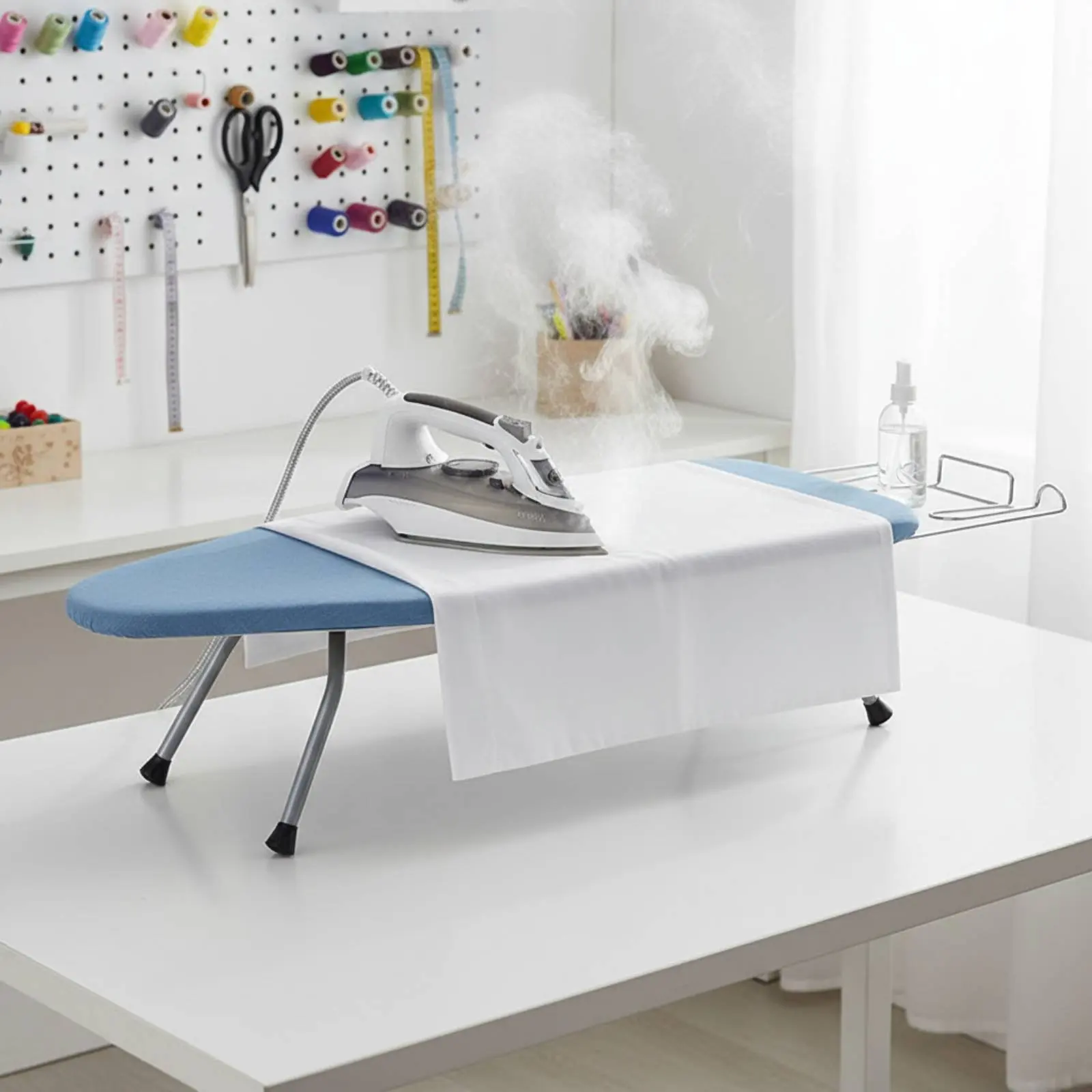 

Countertop Ironing Board Foldable Design Portable Ironing Board Laundry Accessory Heat Resistant Cover Built-in Built-in Iron