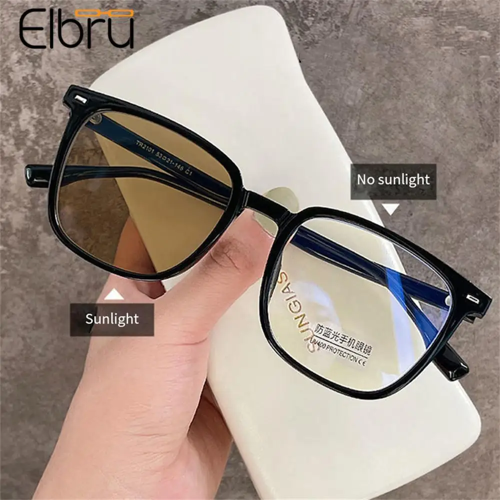 

Elbru Photochromic Myopia Glasses Women Men Anti-blue Light Discolored Myopic Eyeglasses Unisex Nearsighted Eyewear 0-0.5-1...-6