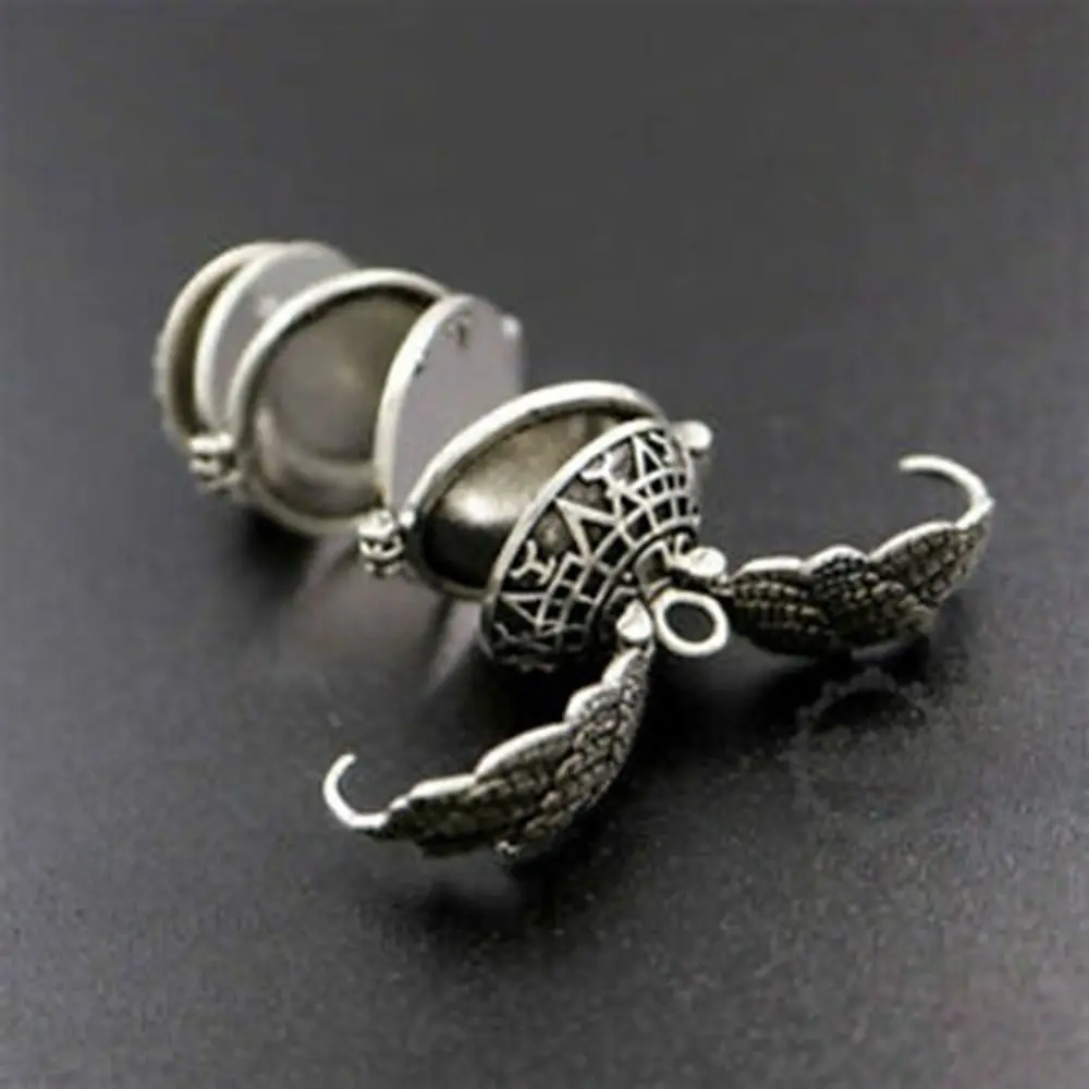 New Jewelry Family Photo Long Chain Memory Floating Locket  Magic 4 Photo Pendant Angel Wings