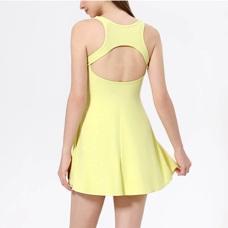VITALINOVO Zweiteiliges Damen-Tenniskleid mit quadratischem Ausschnitt und Shorts, offener Racerback, integrierter BH, Workout, sportliche Golfkleider – Detail 6