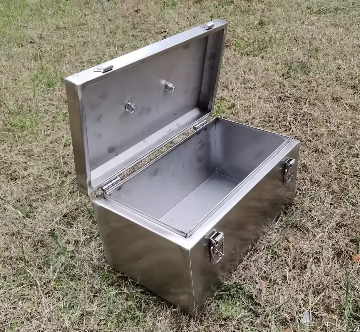 04 Stainless Steel Hardware Tool Box Industrial Grade Portable Customized Storage Box for Auto Repair and Home Use