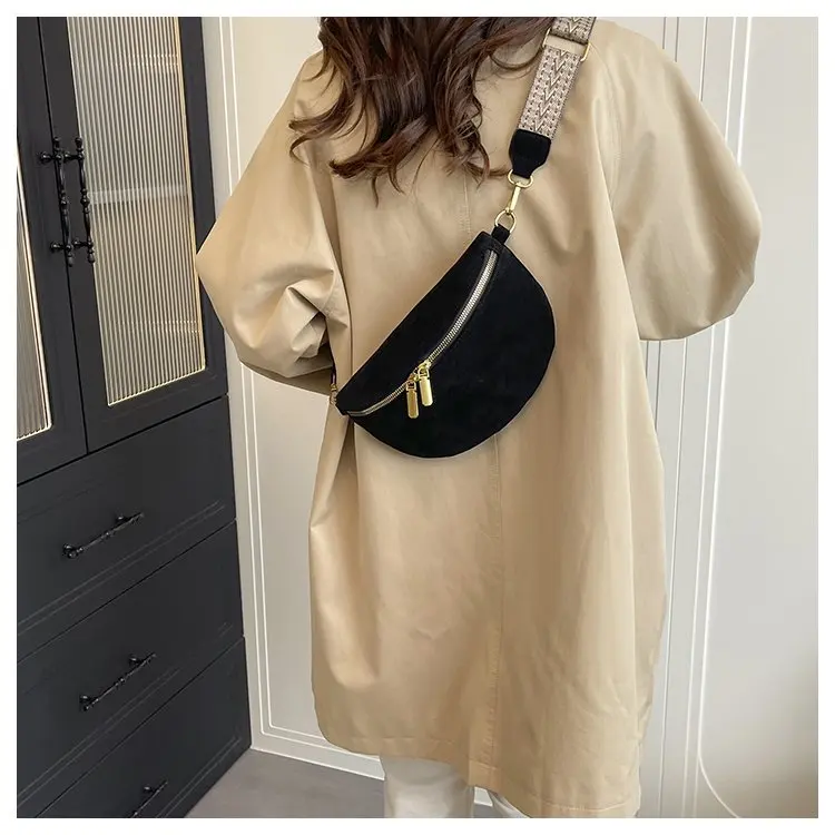 Winter Outdoor Velvet Leather Chest Bag - close-up view