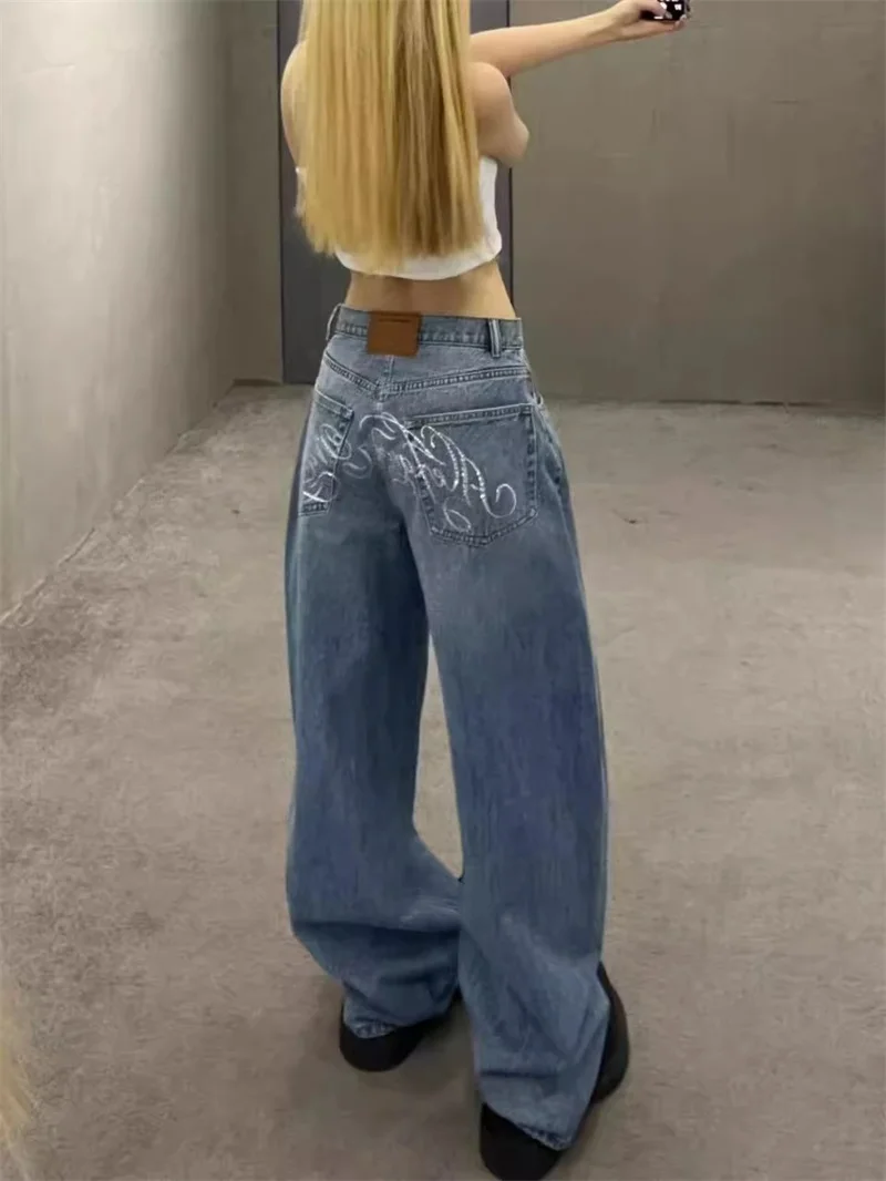 

2025 Summer American High Street BF Lazy Style Jeans, Female Spicy Girl, Niche Design, Letter Printed Floor Pants