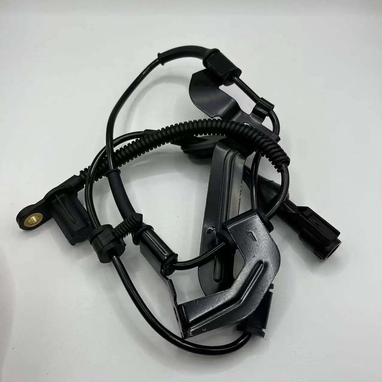 YL8Z2C204AB YL8Z2C205AB ABS Wheel Speed Sensor Front Right For Ford Escape Mercury Mariner Mazda Tribute 2.0 2.3 3.0L