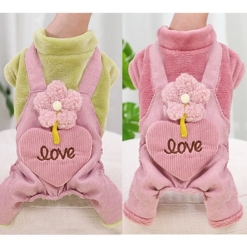 

Love Winter Warm Pet Dog Clothes Base Shirt Cute Love Bear Teddy Cat Pet Warm Clothes Designer Puppy Flower Clothing