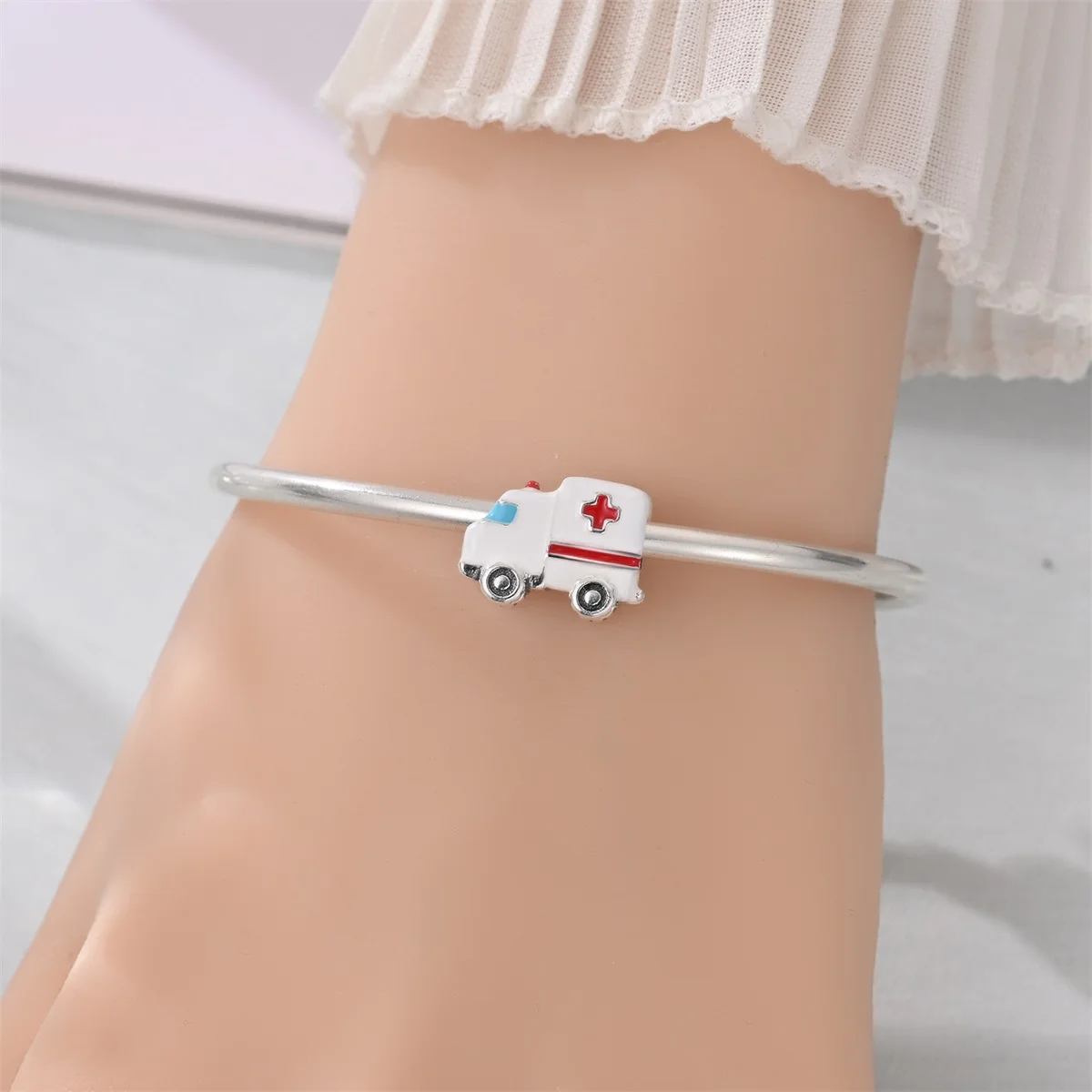 Classic 925 Sterling Silver Ambulance Beads & Pill Stethoscope Medicine Box Dangle Charm Fits Bracelet Nurse's Day Pendant Gifts