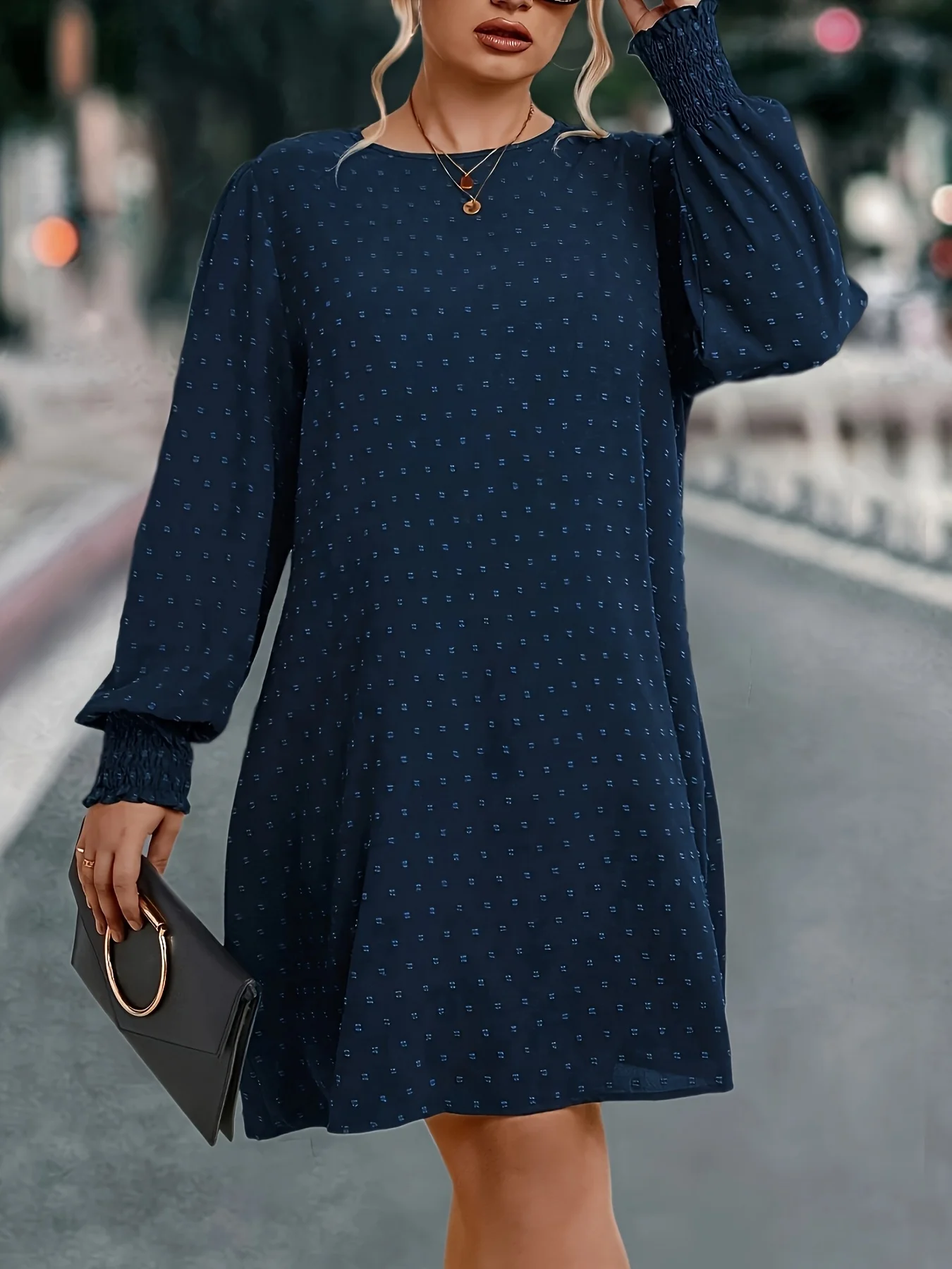 

Плюс размер 1XL-5XL женское модное платье с расклешенными рукавами в горошек повседневное и удобное платье с длинными рукавами и круглым вырезом