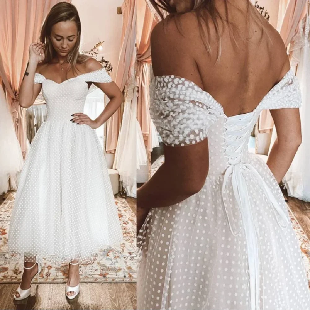 

Customized Polka Dots Tulle Midi Party Dresses Off The Shoulder Lace Up Back Homecoming Party Dress For Junior Graduation Gowns