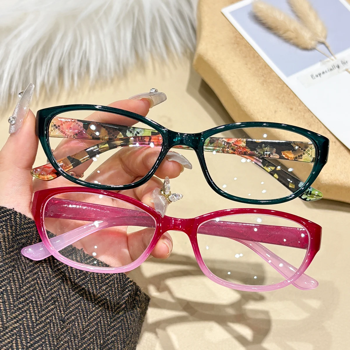 WEIPO 2PCS New Cat Eye Reading Glasses Summer Decoration Anti-blue Light Glasses Fashion Package Flower Glasses,+1.0 to +4.0