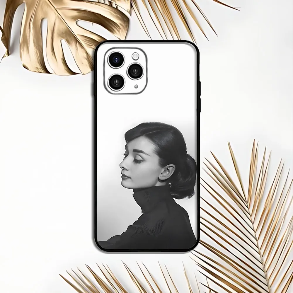 Audrey Hepburn Phone Case For Iphone 16 15 11 13 14 Pro Max 7 8 Plus X Xr Xs Max 12mini Cover Case