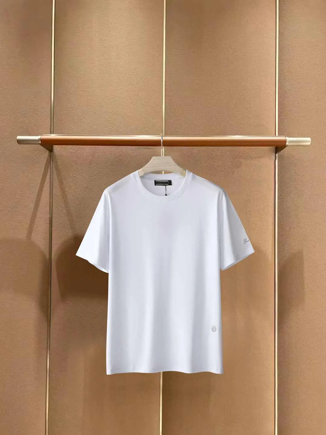 2025 DIKUSummer New Product: This T-shirt is made of 100% cotton fabric, which has a skin friendly, soft and delicate texture