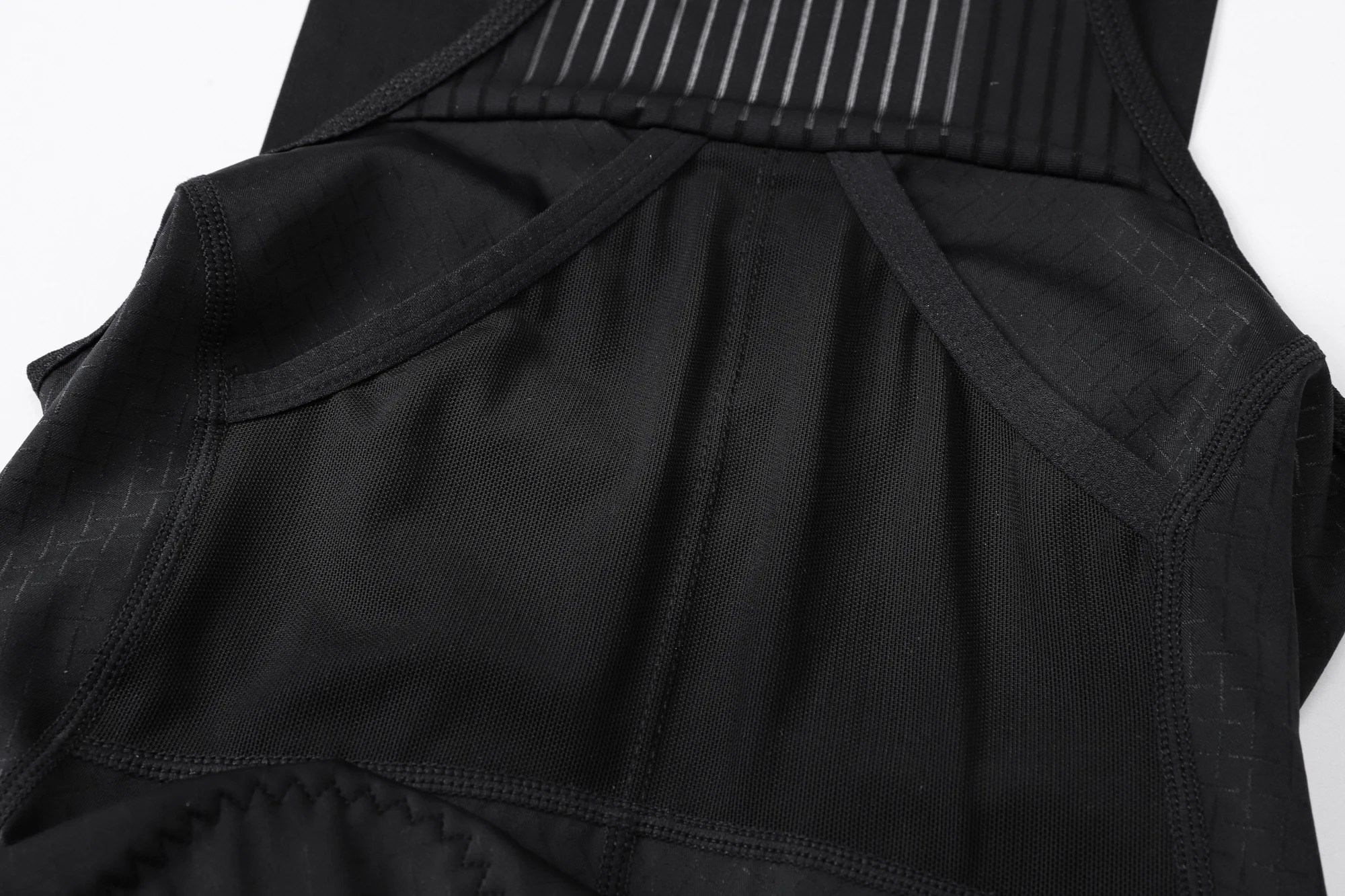 YKYWBIKE Damen Pro Team Radsport-Set Frühling Sommer SPF50+ Trikot 6H Ausdauer Gepolsterte Trägerhose Rennrad MTB Radsport-Outfit – Detail 26
