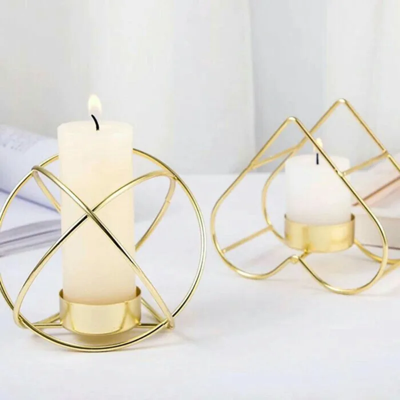 Candle holder accessories Creative wrought iron candle holder ornament, home desktop special-shaped love scented candle holder