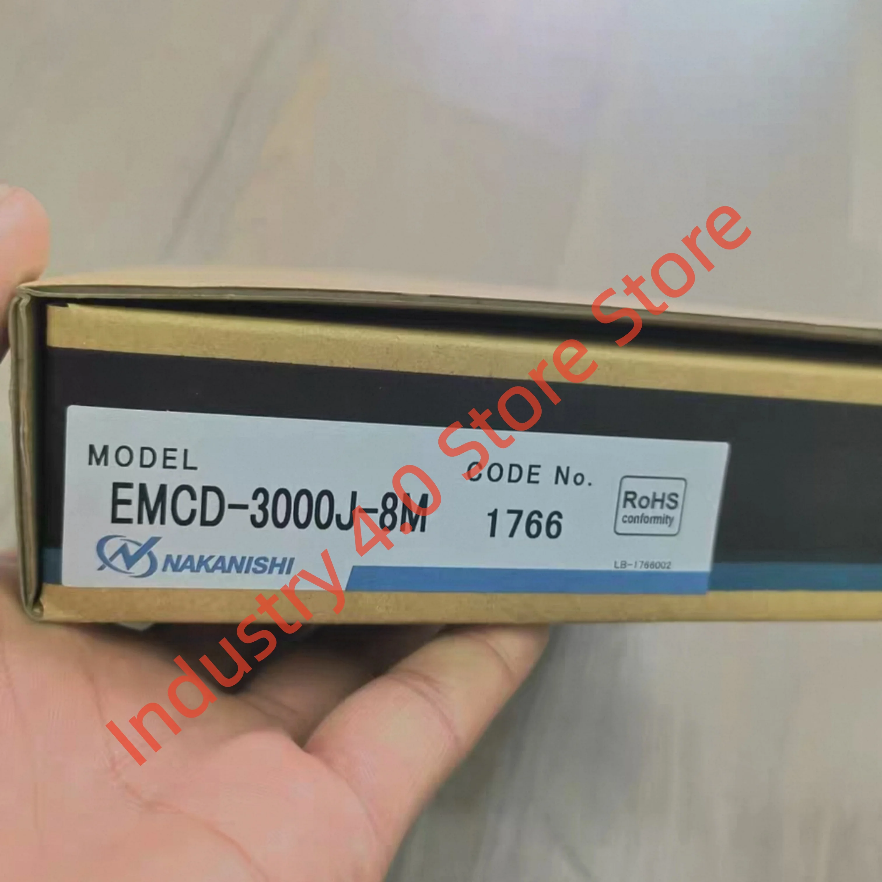 

Совершенно новый кабель для шпиндельного двигателя EMCD-3000-8M EMCD-3000A-8M EMCD-3000J-8M