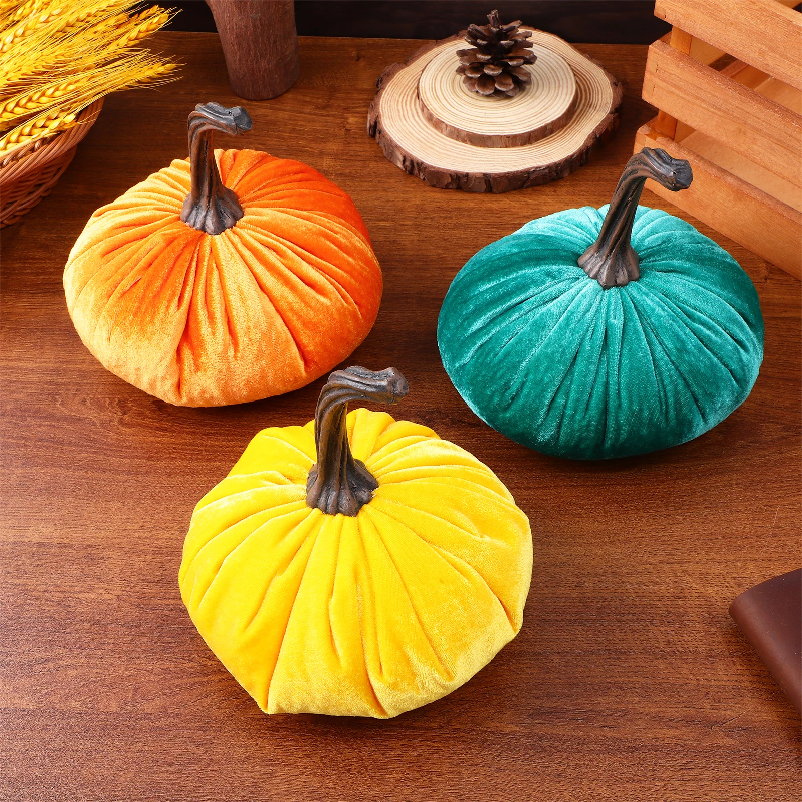 

3 pcs Pumpkin Decoration Set Bright Yellow Green Cloth Pumpkins Decor Halloween Thanksgiving Party Home Garden Photo Shoot