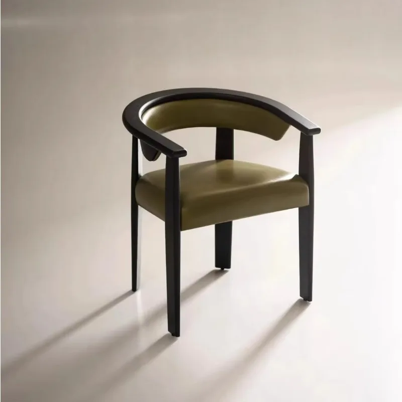 Solid wood dining chair, creative backrest home retro leisure bed, breakfast coffee shop art chair use