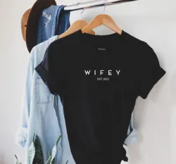 WIFEY est 2022 Funny Print T-Shirt Short Sleeve Casual Top For Spring & Summer, Women's Clothing casual basics O-collar