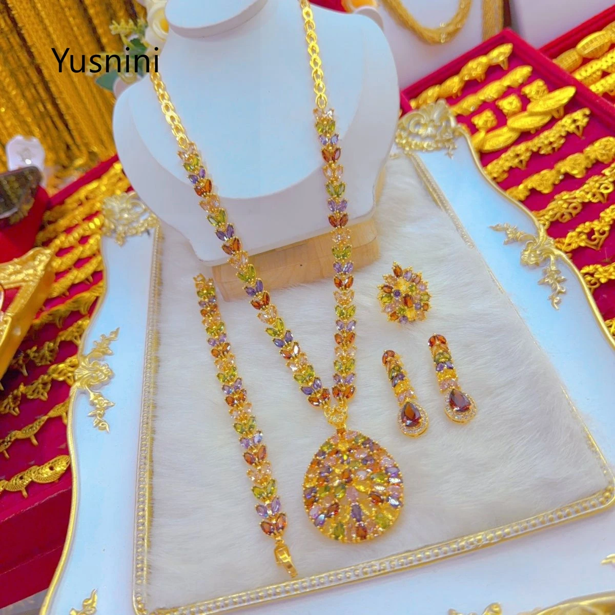 Hot Selling Fashion Women's Jewelry Set Dubai Italian High-End Jewelry Necklace Earrings Bracelet Ring Wedding Party Accessories