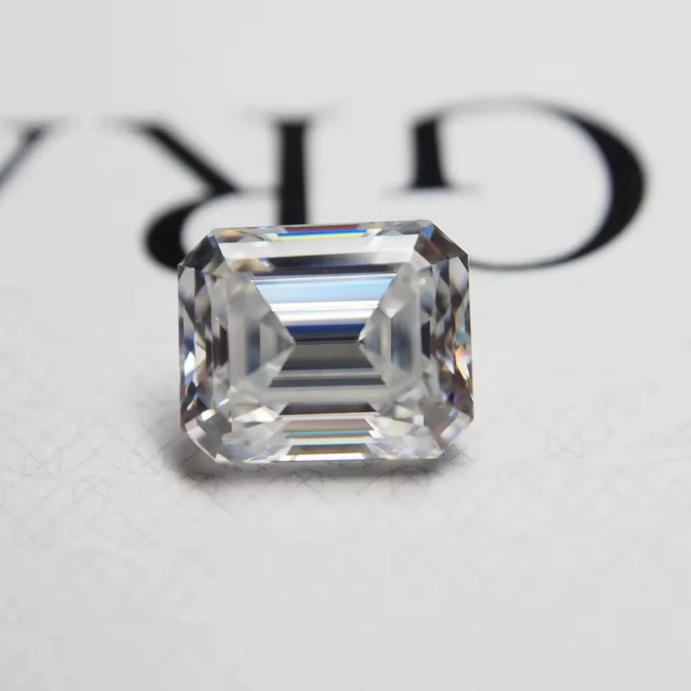 

2025 Hot Sale Lab-Grown Diamond Emerald Cut with Certificate, Suitable for Jewelry Setting