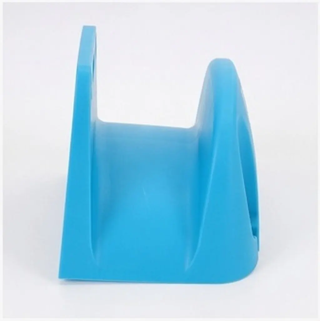 Sturdy Plastic Water Hose Hook Wall Mounted Hose Holder for Outdoor Use Garden Fence Side of Wall Storage Hanger Rack