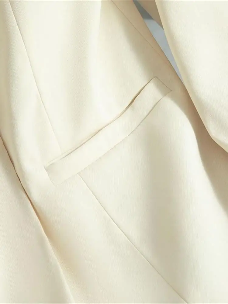 

Cleanfit Sle ort Length Casual Slimming Korean Version Suit Jaet in Beige Color for Women Faionable Office Wear