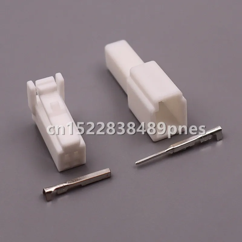 4 Pole 4A1220-0001 Cruise Control Switch Plug Electric Socket Auto Sensor Wiring Harness Connector