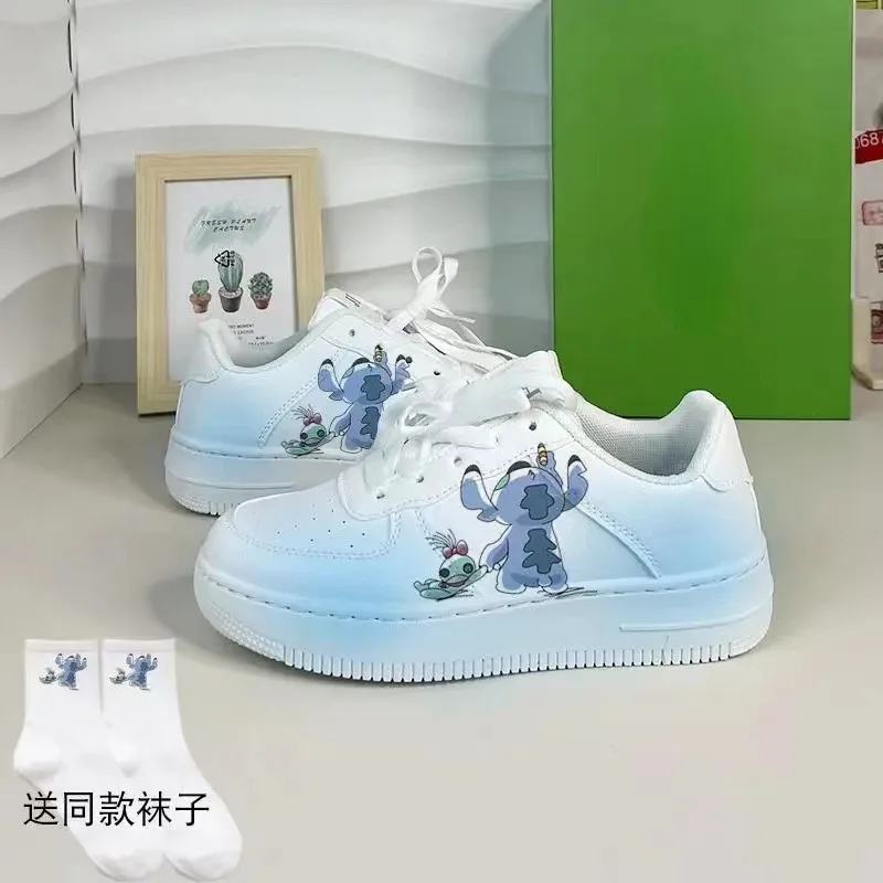 Кроссовки с мягкой подошвой для девочек