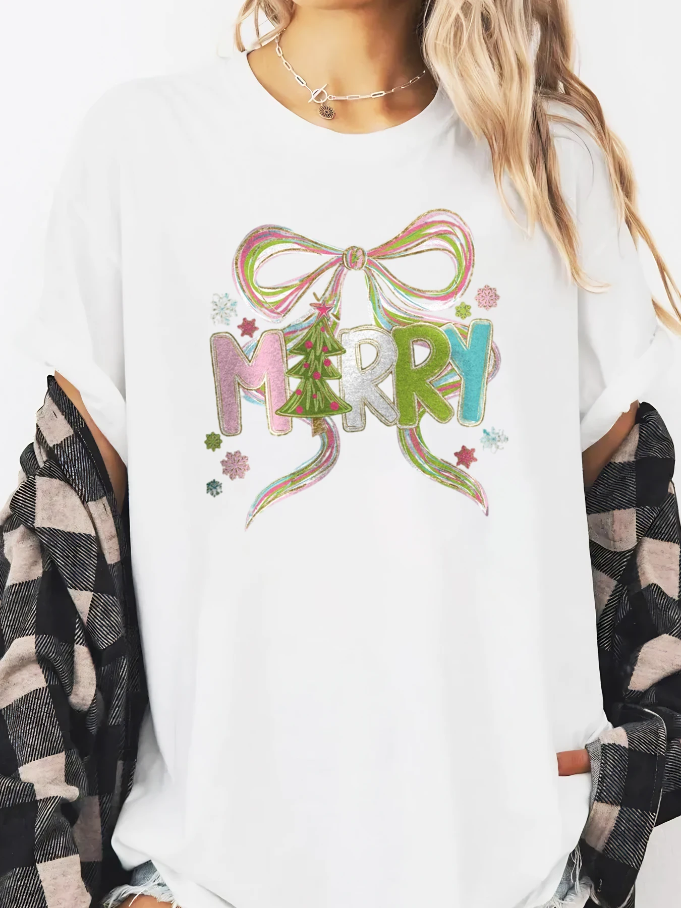 عيد ميلاد سعيد شجرة القوس طباعة عطلة طويلة الأكمام تي شيرت المرأة ملابس الحفلات عادية الأبيض حجم كبير