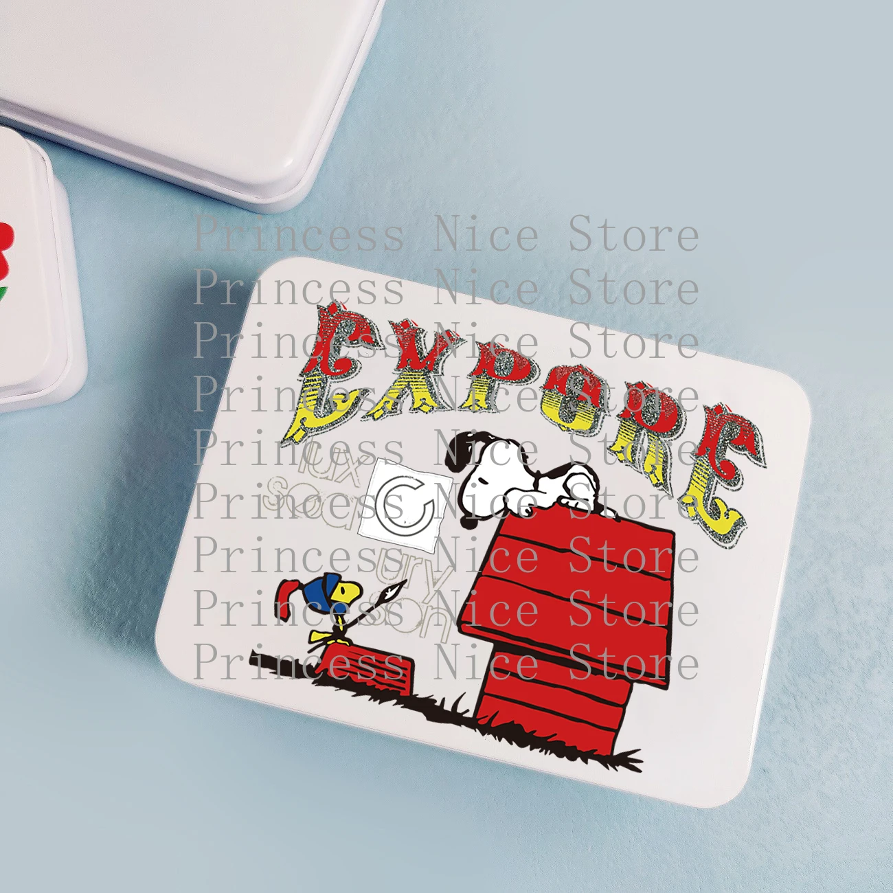 Creatività Snoopy Scatola di immagazzinaggio Caramelle Desktop Card Custodia protettiva antipolvere Modello di cartone animato Gioielli Tornante Decor Organizzare Set