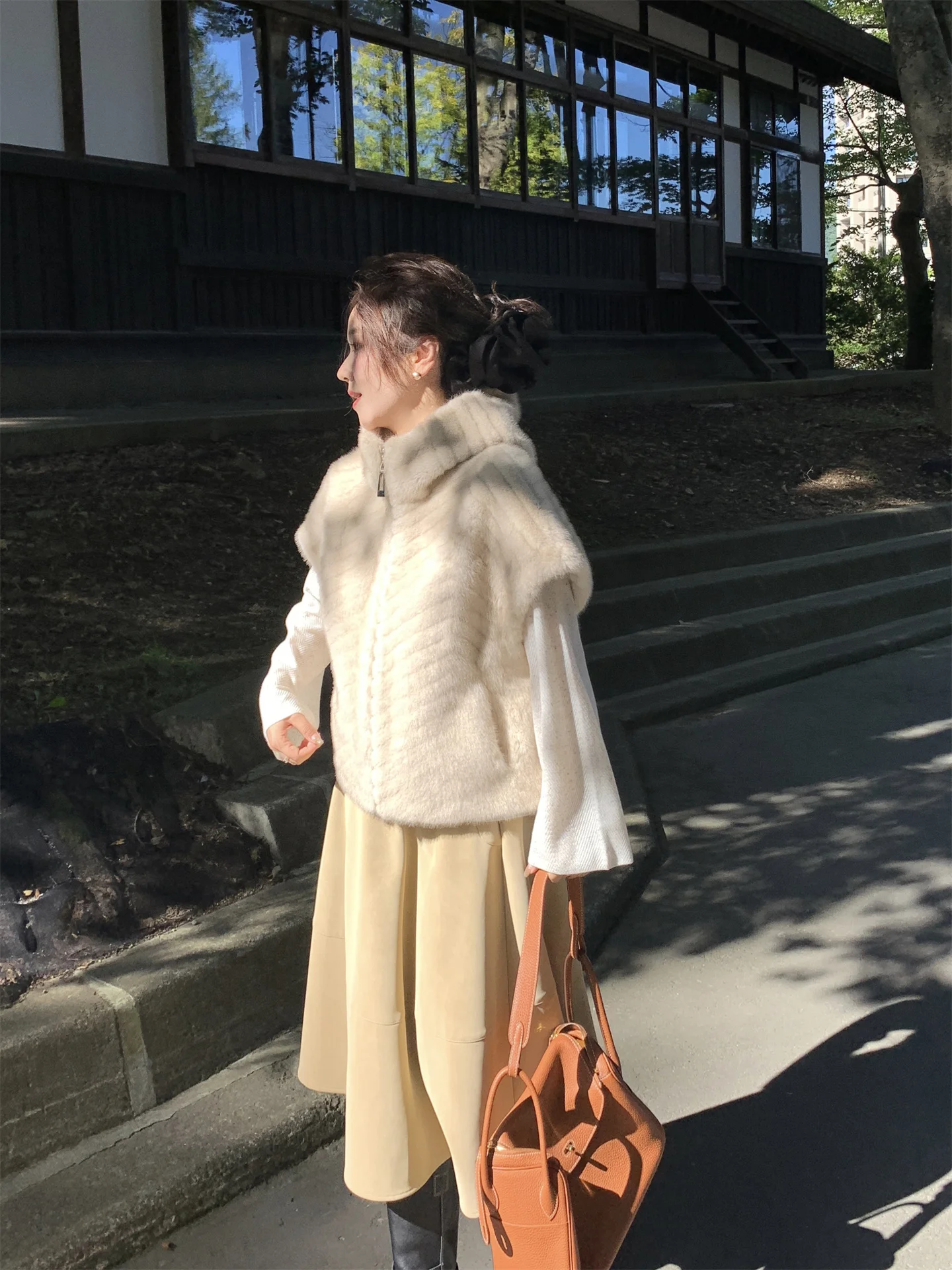 

Eco-Friendly Silver Fur Vest Women's Warmth Outerwear Autumn Winter High-End Feel Casual Sle Long Sve Zipper